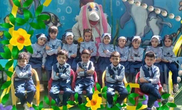 پیش دبستانی شکوفه های شادان